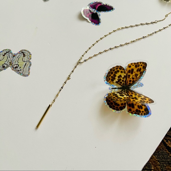 Necklace - Picture 2 of 2